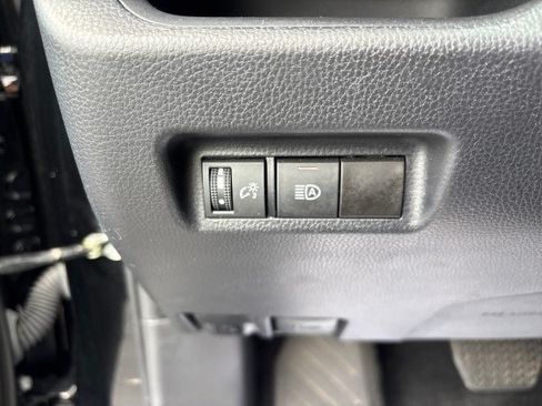 Used 2024 Toyota RAV4 XLE FWD image 16