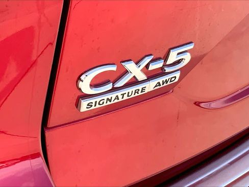 Certified 2025 MAZDA CX-5 Signature image 10