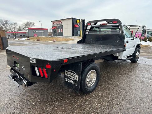 Used 2007 Chevrolet Silverado 3500 4X2 2dr Regular Cab w/ Heavy-Duty Power Package image 5