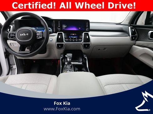 Certified 2023 Kia Sorento SX image 5