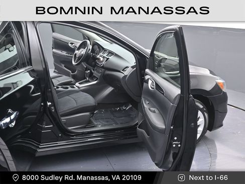 Used 2016 Nissan Sentra SV image 9