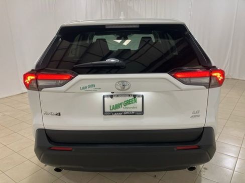 Used 2024 Toyota RAV4 LE image 4