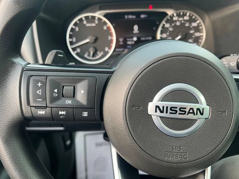 Used 2021 Nissan Rogue S AWD/4WD image 23