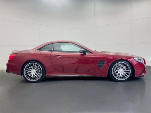Used 2017 Mercedes-Benz SL 63 AMG SL 63 AMG image 2