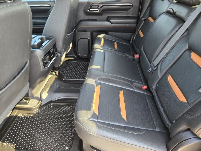 Used 2023 GMC Sierra 1500 AT4 w/ AT4 Premium Package AWD/4WD image 29