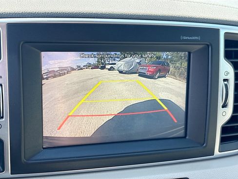 Used 2018 Kia Sportage EX image 15