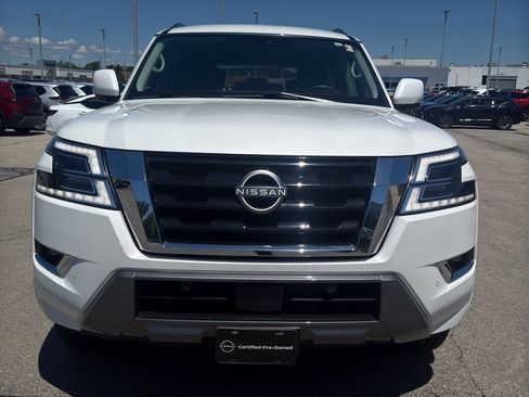 Certified 2021 Nissan Armada SV w/ SV Appearance Package AWD/4WD image 3