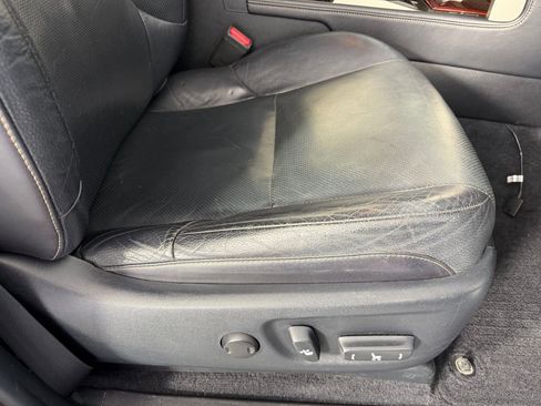 Used 2017 Lexus GX 460 Premium w/ Premium Package image 35