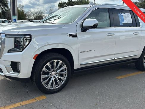 Certified 2023 GMC Yukon XL Denali image 3