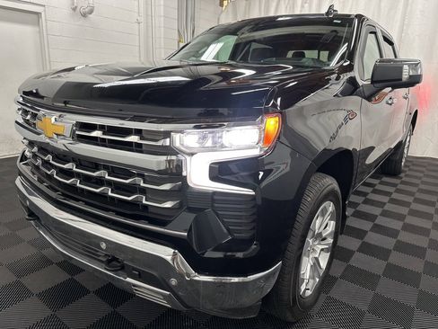 Used 2024 Chevrolet Silverado 1500 LTZ w/ LTZ Premium Package image 2