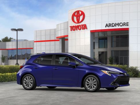 New 2025 Toyota Corolla SE image 13