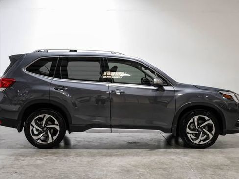 Used 2023 Subaru Forester Touring image 13