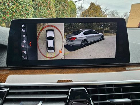 Used 2018 BMW 530i xDrive image 29