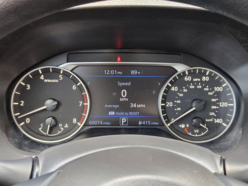 Used 2024 Nissan Altima 2.5 SV FWD image 23