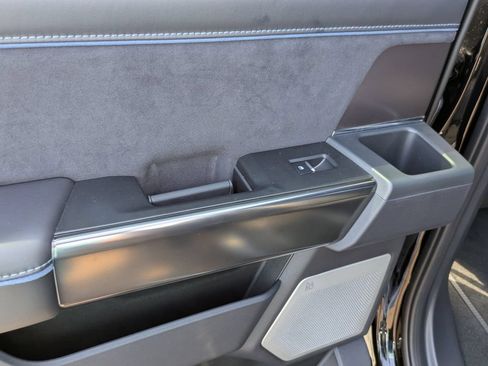 New 2026 Ford F250 Platinum AWD/4WD image 13