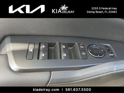 New 2026 Kia Sportage EX image 18