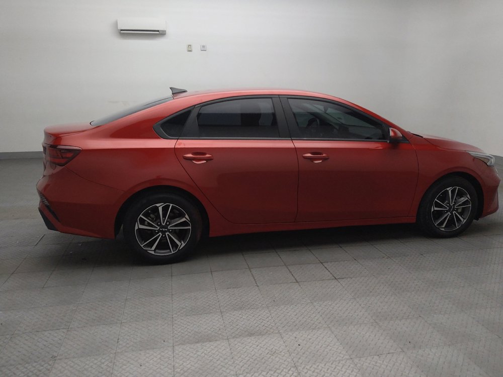 Used 2022 Kia Forte LXS FWD image 10