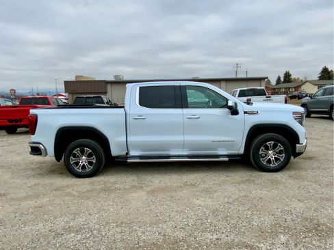 New 2026 GMC Sierra 1500 SLT w/ SLT Convenience Package image 6