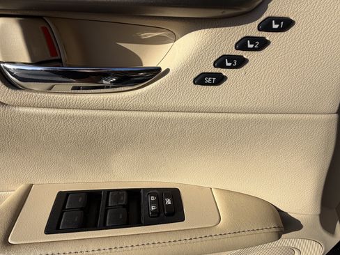 Used 2013 Lexus ES 350 w/ Premium Pkg FWD image 14