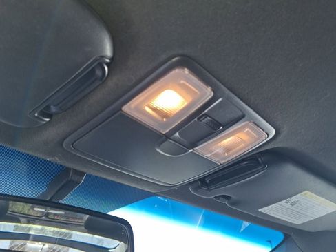 Used 2016 Hyundai Veloster Turbo image 15