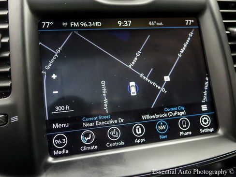 Used 2022 Chrysler 300 S image 22