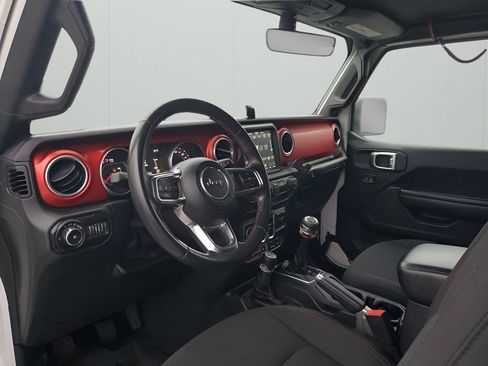 Used 2018 Jeep Wrangler Unlimited Rubicon image 28