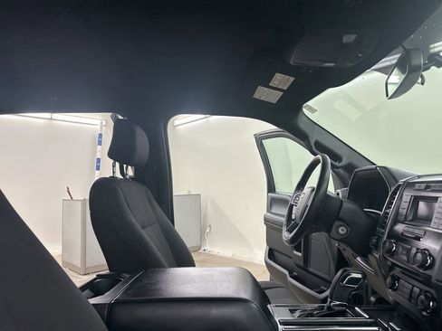 Used 2016 Ford F150 XLT w/ Equipment Group 301A Mid image 17