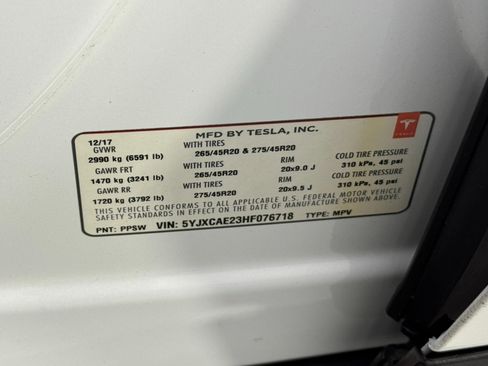 Used 2017 Tesla Model X 75D image 45