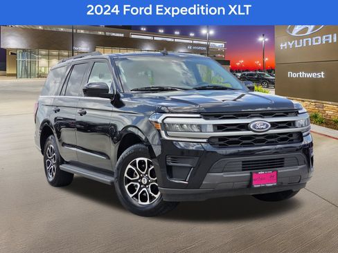 Used 2024 Ford Expedition XLT RWD image 1