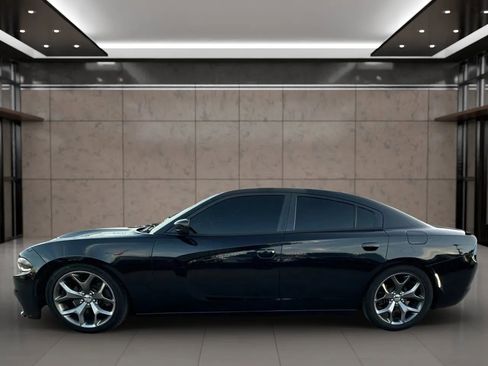 Used 2015 Dodge Charger R/T w/ Plus Group image 12