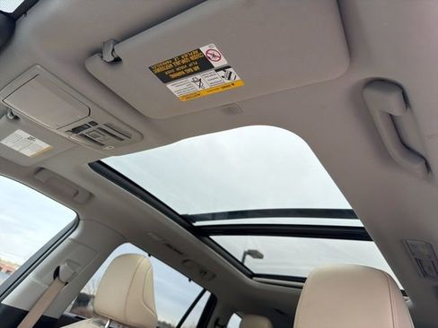 Used 2022 Toyota Highlander Platinum image 14