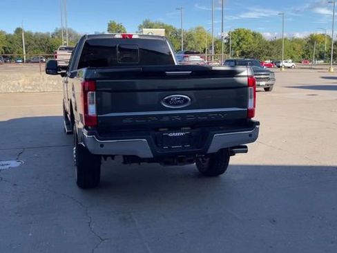 Used 2019 Ford F350 Lariat w/ Chrome Package image 7