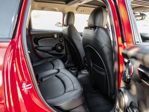 Used 2015 MINI Cooper S image 33