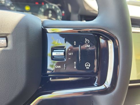 New 2026 Land Rover Range Rover Evoque Hoxton AWD/4WD image 20