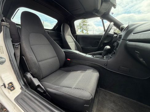 Used 1999 MAZDA MX-5 Miata image 12