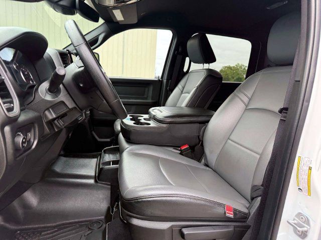 Used 2026 RAM 3500 Tradesman AWD/4WD image 18