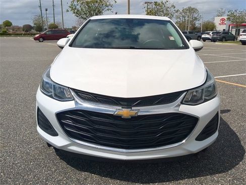 Used 2019 Chevrolet Cruze LS image 9