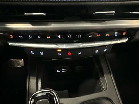 Certified 2024 Cadillac XT4 Sport image 23