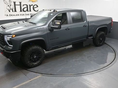 New 2026 Chevrolet Silverado 2500 ZR2 w/ LPO, Dark Essentials Package image 22