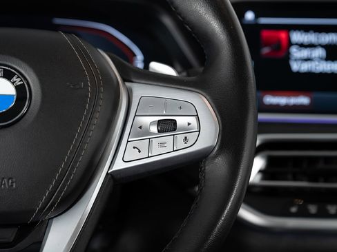 Used 2022 BMW X7 xDrive40i w/ Premium Package image 42