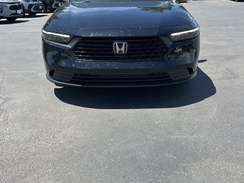Used 2025 Honda Accord SE image 4