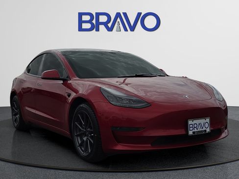 Used 2023 Tesla Model 3 Standard Range RWD image 6