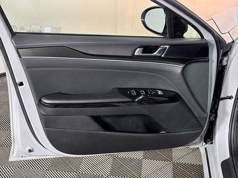 Used 2023 Kia K5 GT FWD image 10