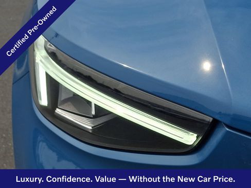 Certified 2023 Volvo XC40 B5 Ultimate w/ Protection Package Premier AWD/4WD image 9