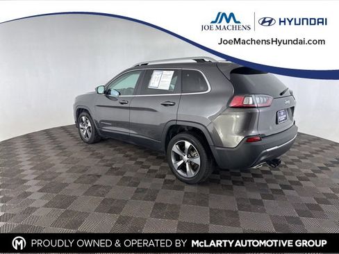 Used 2019 Jeep Cherokee Limited image 8