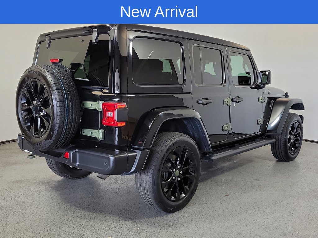 Used 2024 Jeep Wrangler Unlimited Sahara w/ Technology Group AWD/4WD image 6