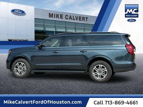 Used 2026 Ford Expedition Max Active RWD image 2