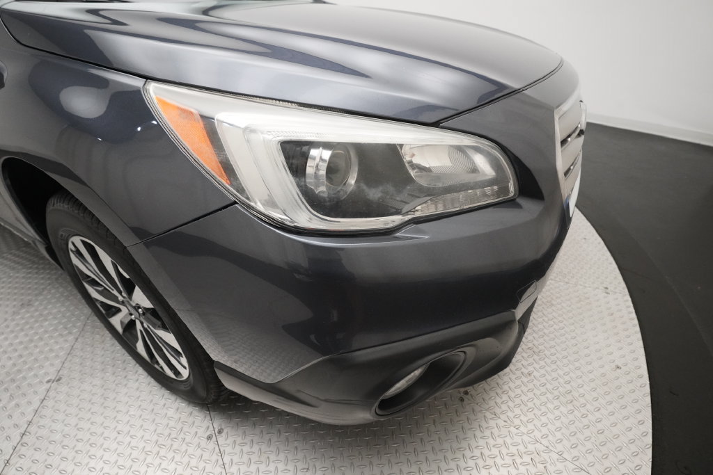 Used 2016 Subaru Outback 2.5i Limited AWD/4WD image 24