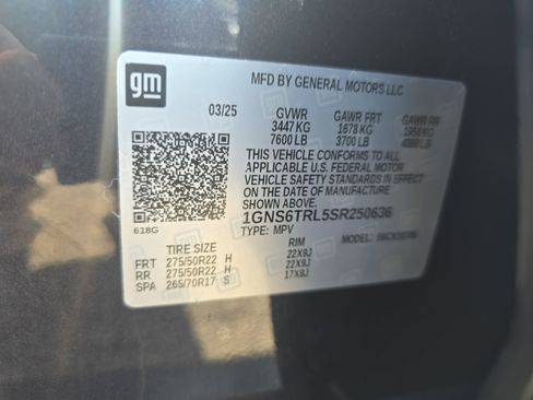 Used 2025 Chevrolet Tahoe High Country image 38