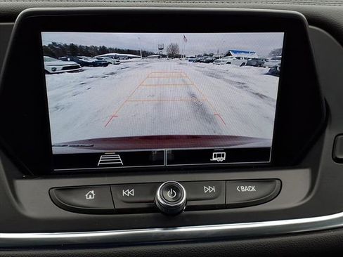 Used 2022 Chevrolet Blazer LT image 22